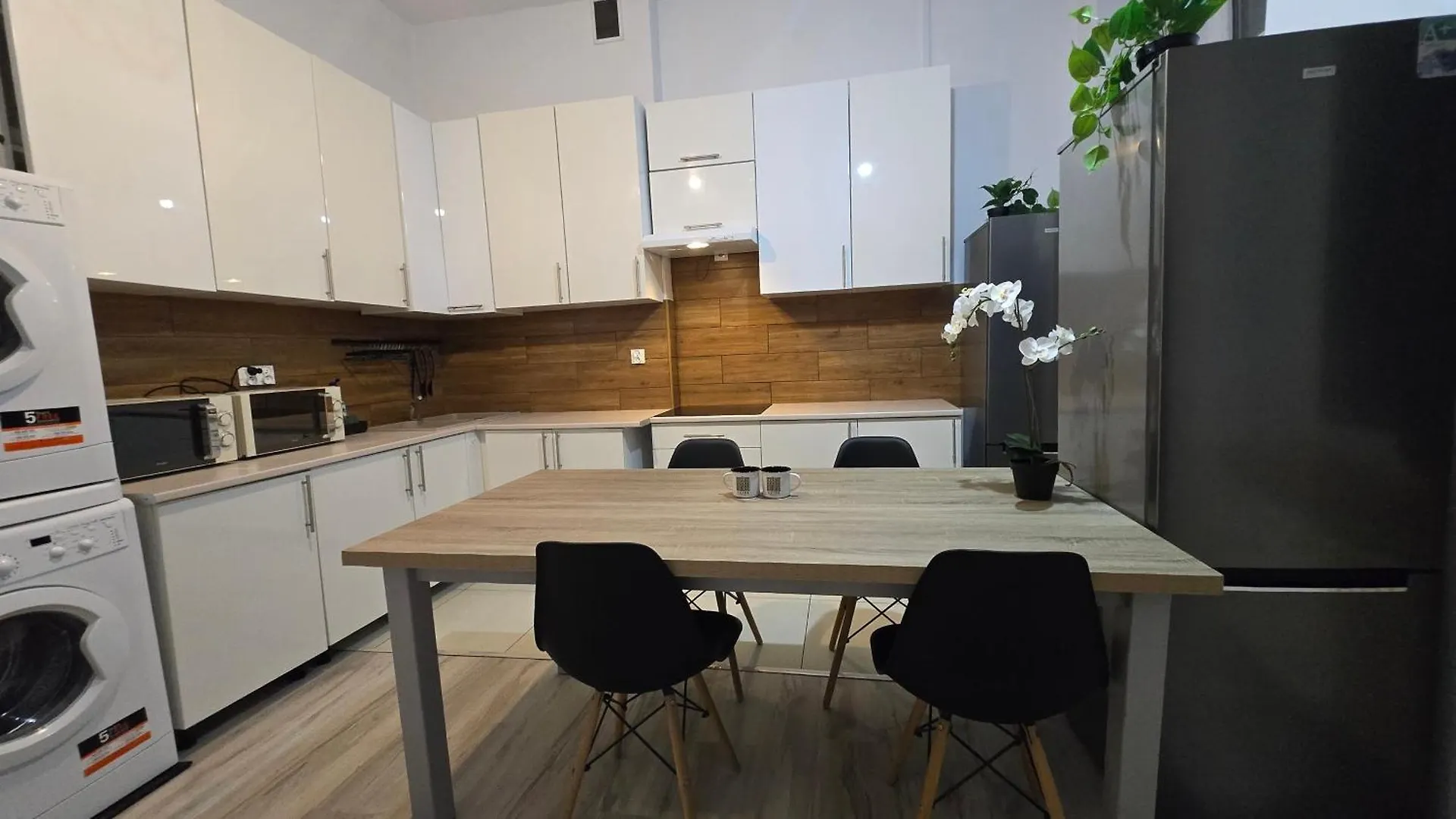 Guide Hostel Wroclaw 0*,